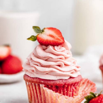  CUP CAKE STRAWBERRY FLAVOUR
